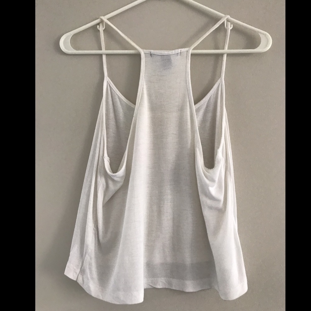 Cropped Razorback Tank - Picture 2 of 4